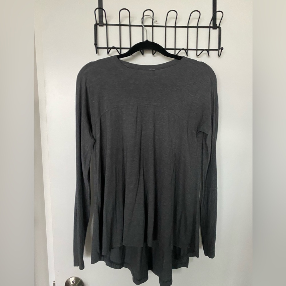 Lululemon Back in Action Dark Heathered Grey Long Sleeve Size 6